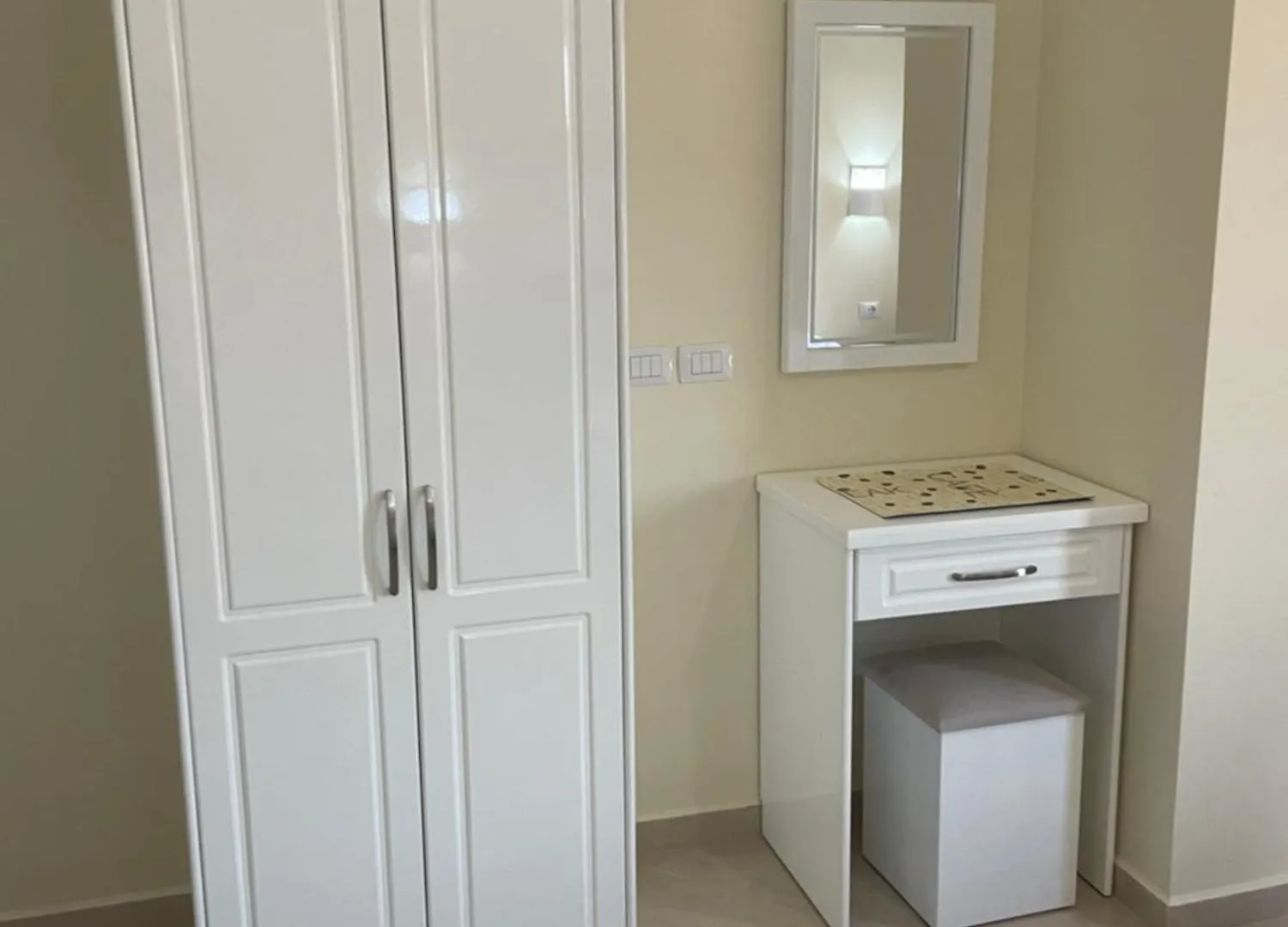 Honey Rooms Sarandë 게스트하우스